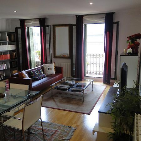 Channing Apartment Barcelona Bagian luar foto