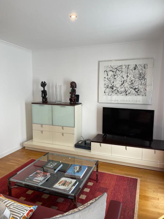 Channing Apartment Barcelona Bagian luar foto