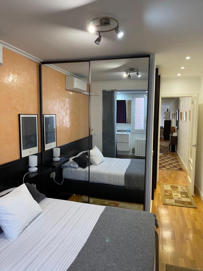 Channing Apartment Barcelona Bagian luar foto