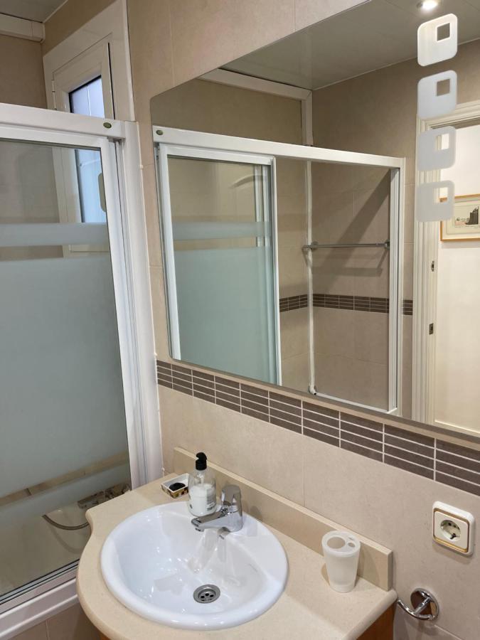 Channing Apartment Barcelona Bagian luar foto