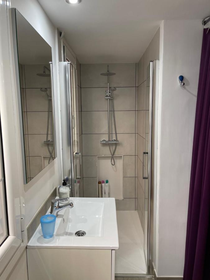 Channing Apartment Barcelona Bagian luar foto